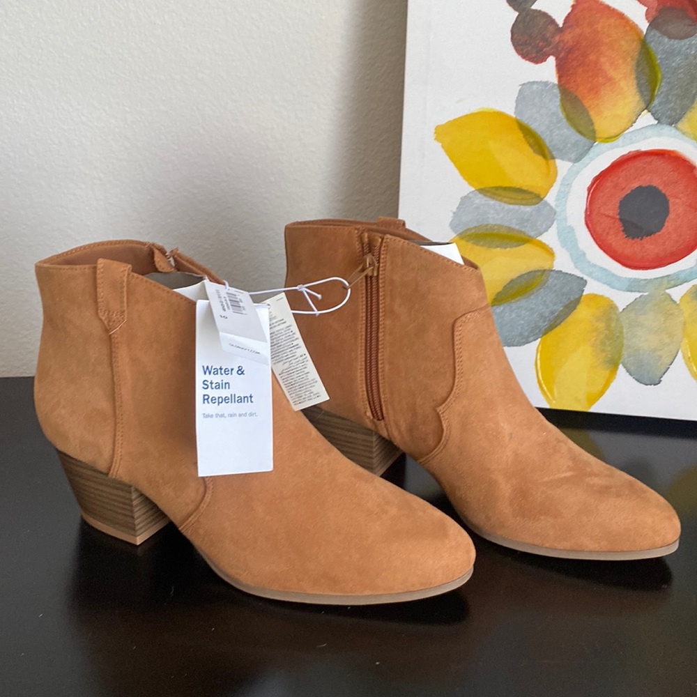 NWT - Old Navy - Ankle Booties